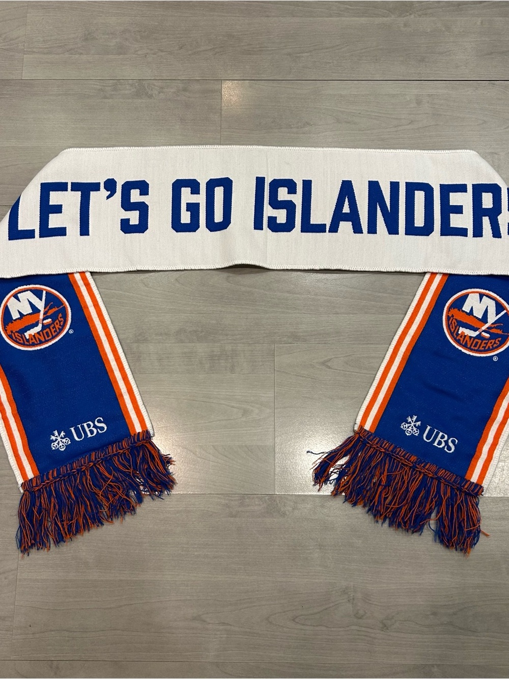 New York Islanders UBS Arena Stadium Giveaway SGA 10/10/24 Opening Night Scarf
